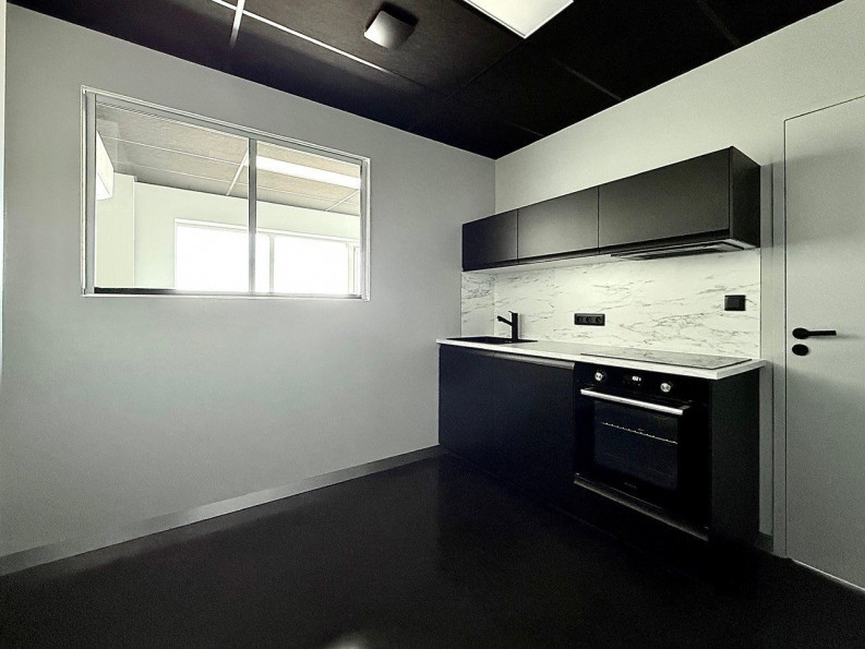 location Locaux d'activité Esvres - Photo 7