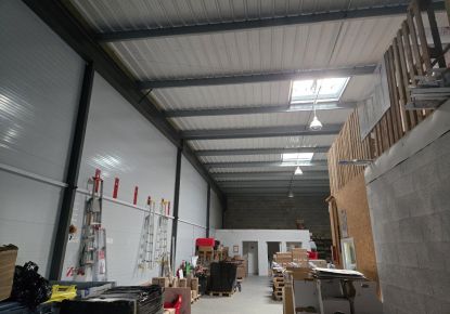 location Locaux d'activité Ballan Mire