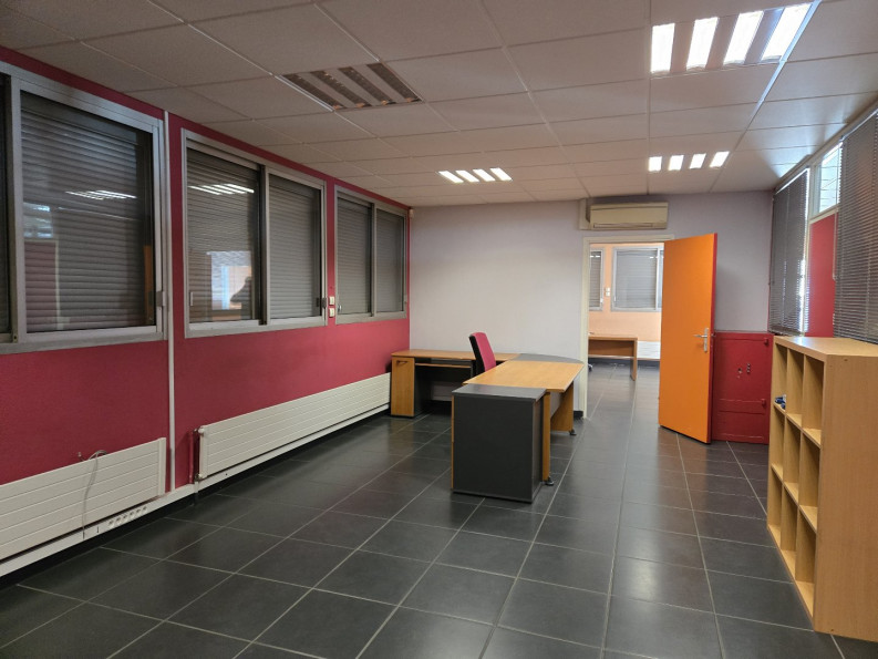 vente Locaux d'activité La Ville Aux Dames - Photo 9