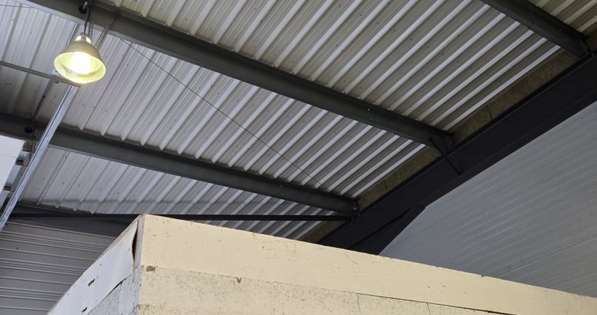 location Locaux d'activité Ballan Mire