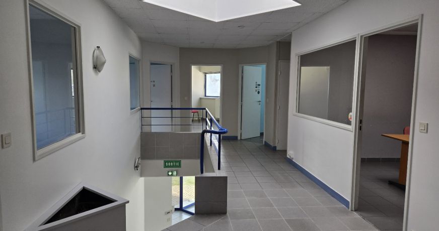 location Locaux d'activité Chambray Les Tours