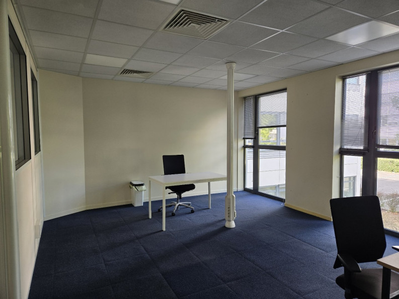 location Bureau Tours - Photo 2