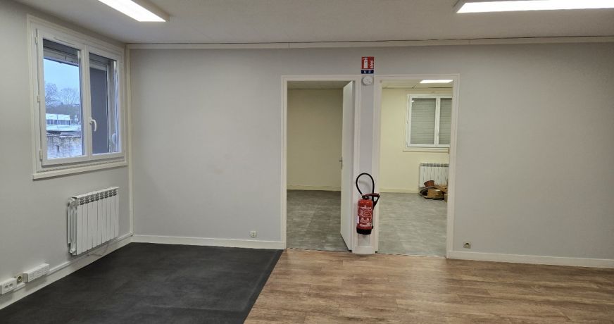 location Bureau Saint Avertin