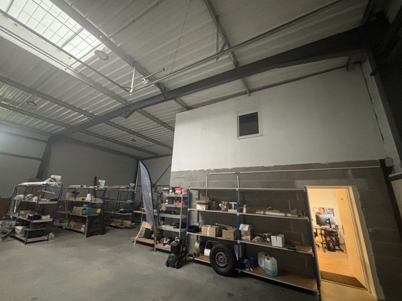 location Locaux d'activité Monts - Photo 4