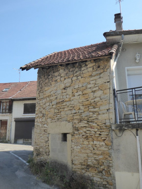 à vendre Remise en pierre Trept