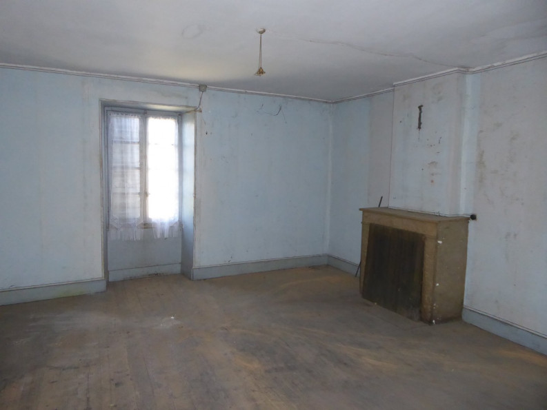 vente Maison à rénover Trept - Photo 8