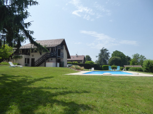 à vendre Maison individuelle Salagnon