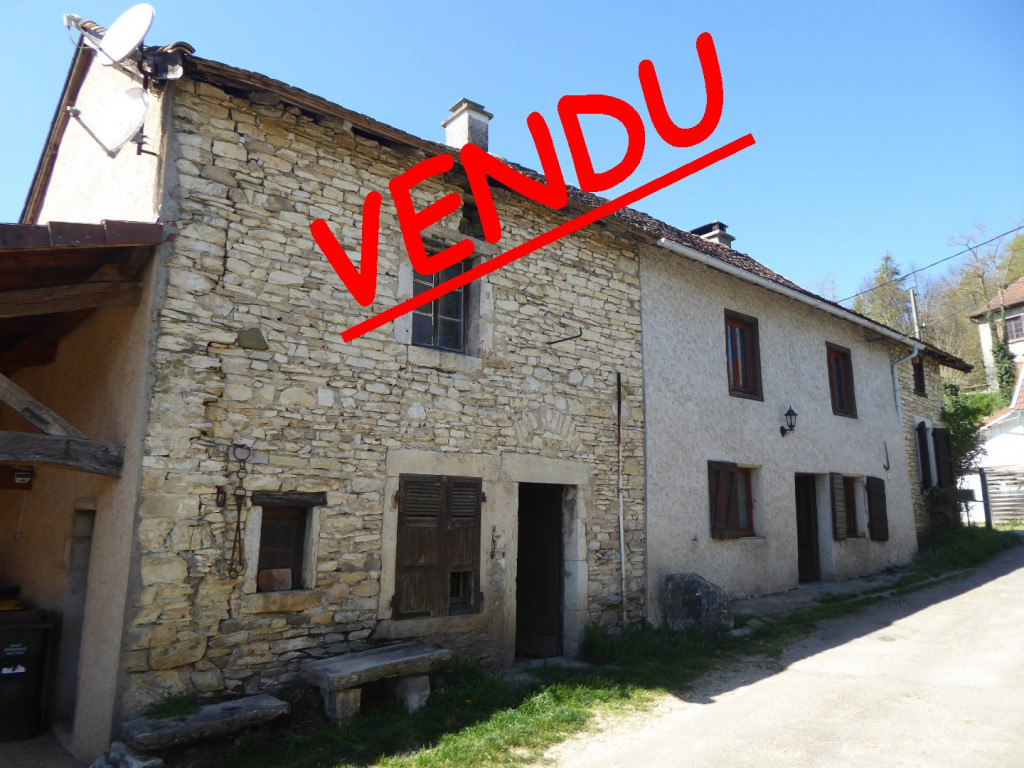 à vendre Maison en pierre Soleymieu - Photo 1