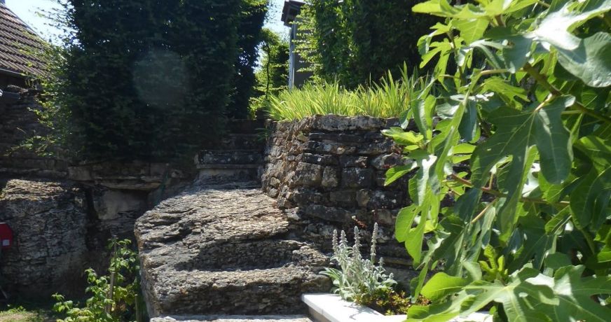 vente Maison en pierre Cremieu