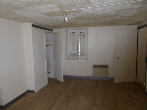 à vendre Maison et dépendances Saint Chef