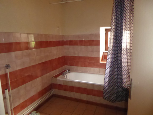 à vendre Maison et dépendances Saint Chef