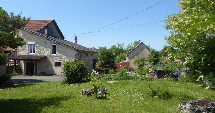 location Maison en pierre Trept