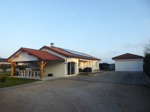 à vendre Maison individuelle Salagnon