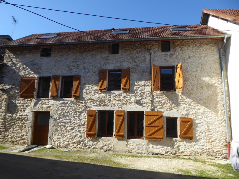 vente Maison en pierre Cremieu - Photo 1