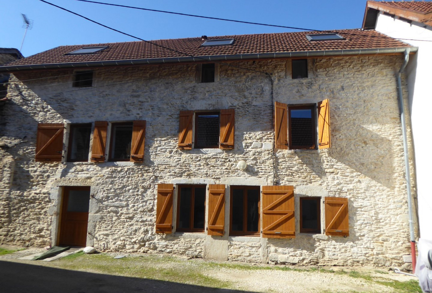 vente Maison en pierre Cremieu - Photo 1
