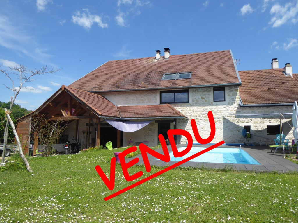 à vendre Maison en pierre Soleymieu - Photo 1