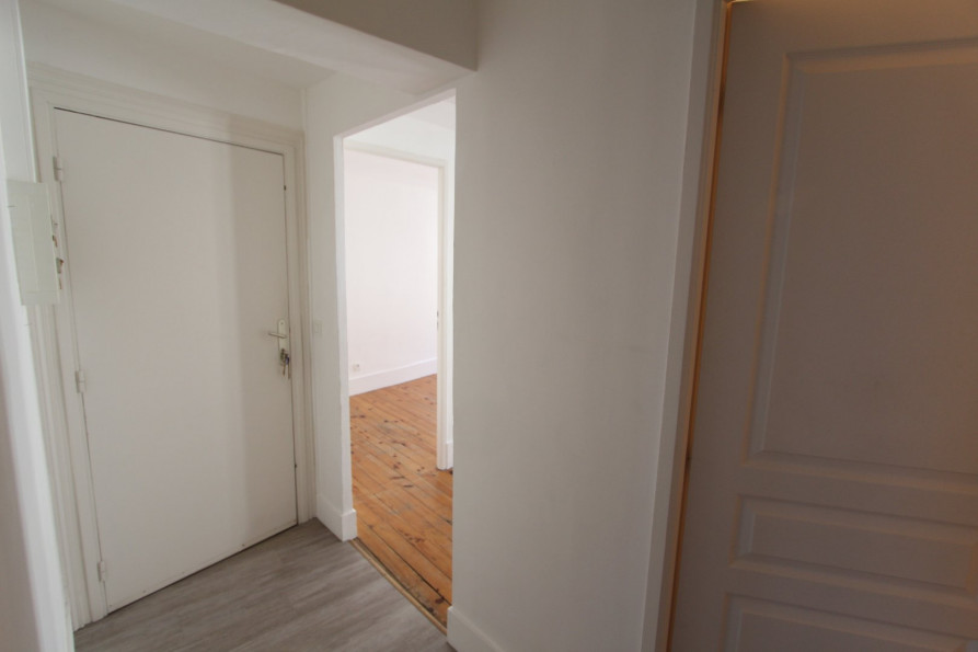location Appartement ancien Voiron - Photo 5