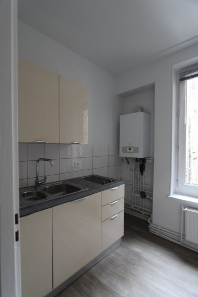 location Appartement ancien Voiron - Photo 4