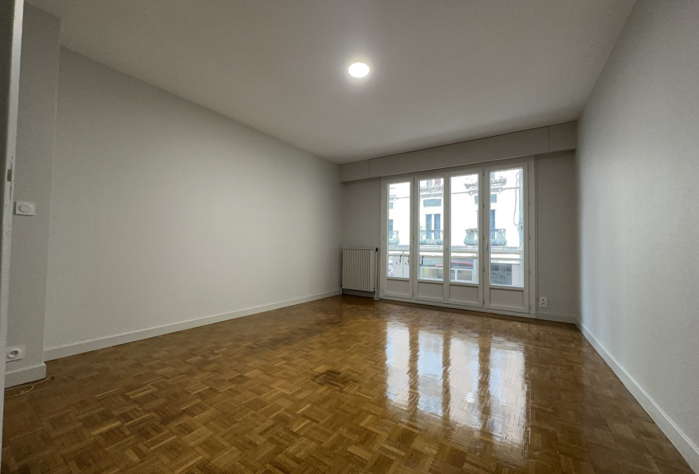location Appartement Voiron - Photo 2