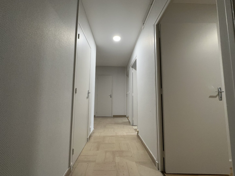 location Appartement Voiron - Photo 7