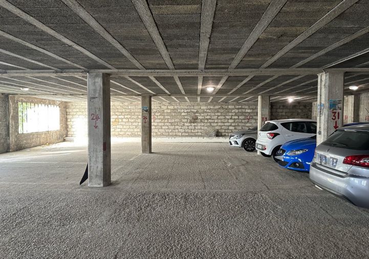 à louer Parking intérieur Voiron