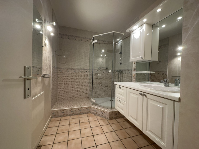 location Appartement Voreppe - Photo 9