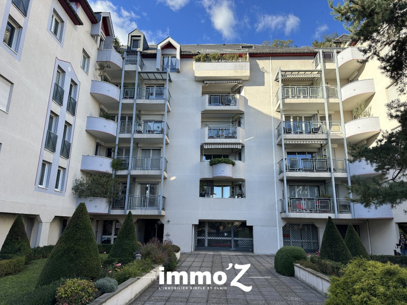 location Appartement en résidence Grenoble - Photo 1