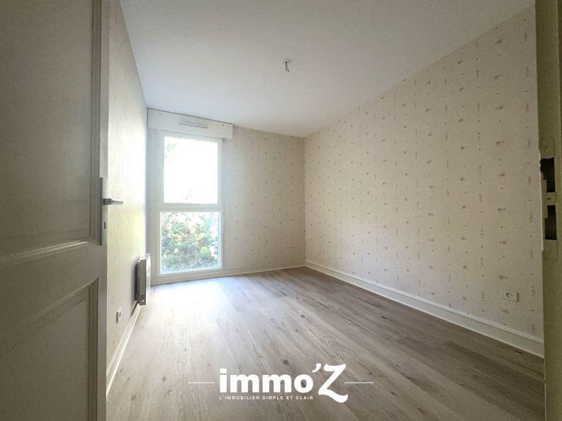 location Appartement en résidence Grenoble - Photo 3