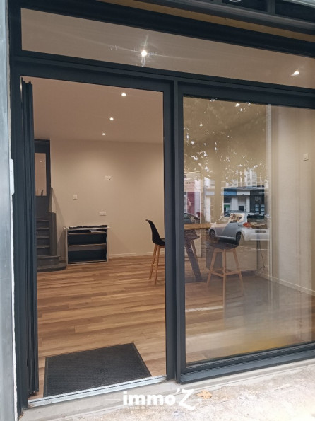 à louer Local commercial Voiron - Photo 3