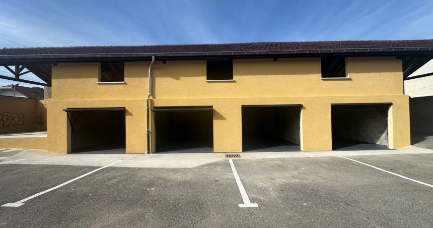 location Garage Moirans