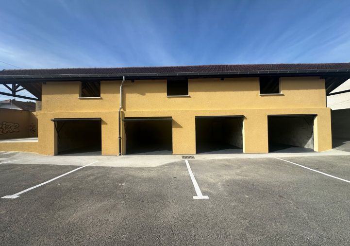 à louer Garage Moirans
