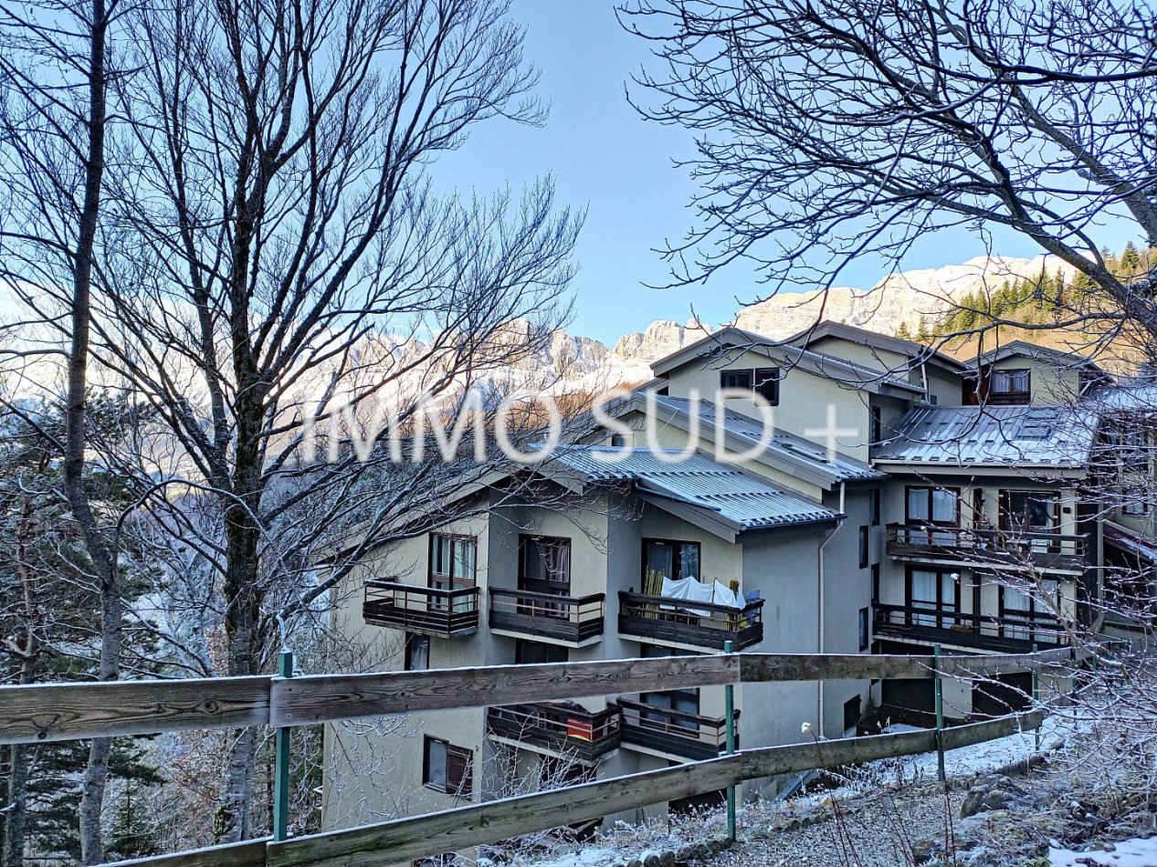 vente Appartement Chateau Bernard - Photo 2