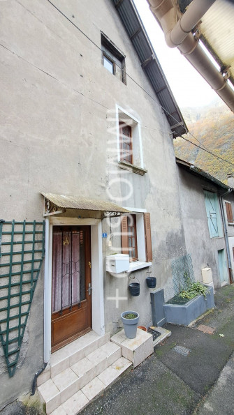 vente Maison de village Livet Et Gavet - Photo 1