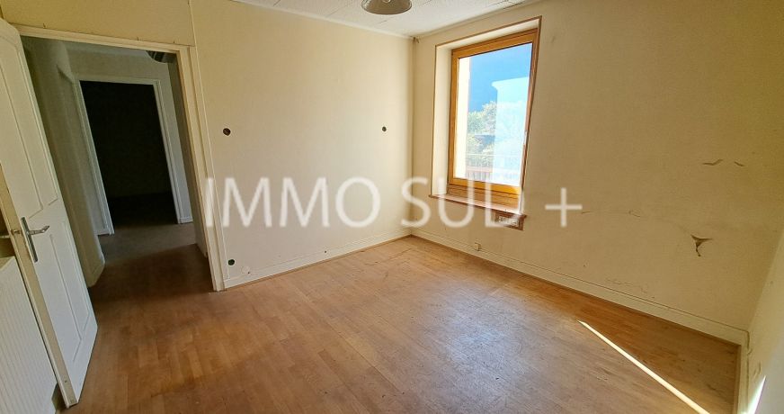 vente Ensemble immobilier Sechilienne