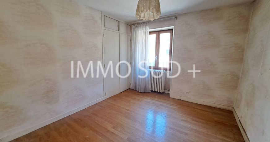 vente Ensemble immobilier Sechilienne