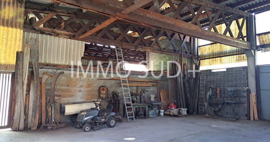 vente Ensemble immobilier Sechilienne