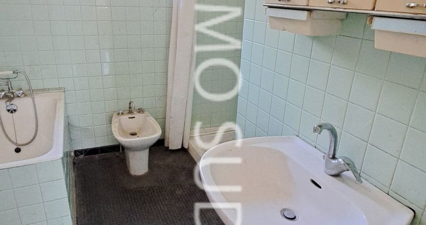 vente Ensemble immobilier Sechilienne