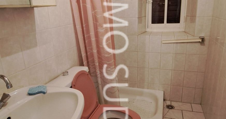 vente Ensemble immobilier Sechilienne