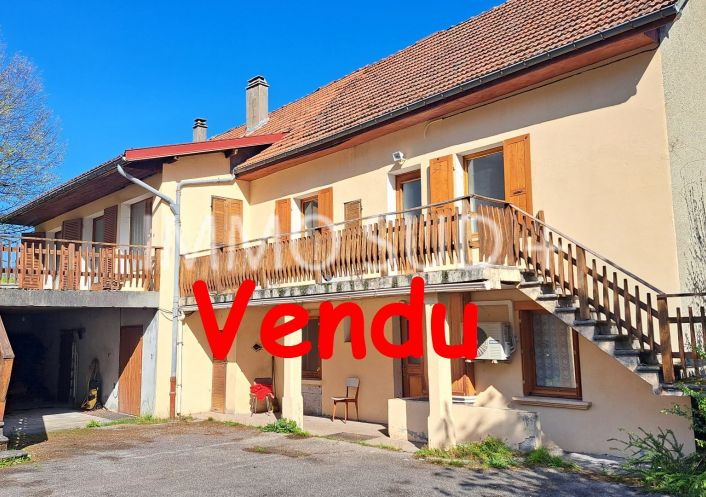 vente Ensemble immobilier Sechilienne