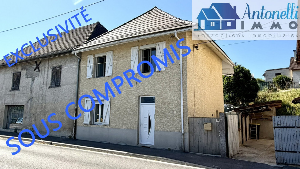 vente Maison de ville Le Pont De Beauvoisin - Photo 1