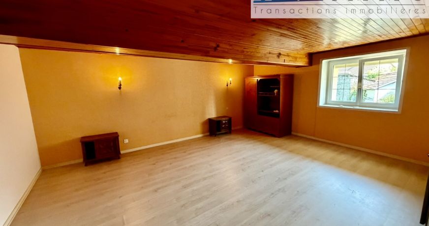 vente Maison de village Courtenay
