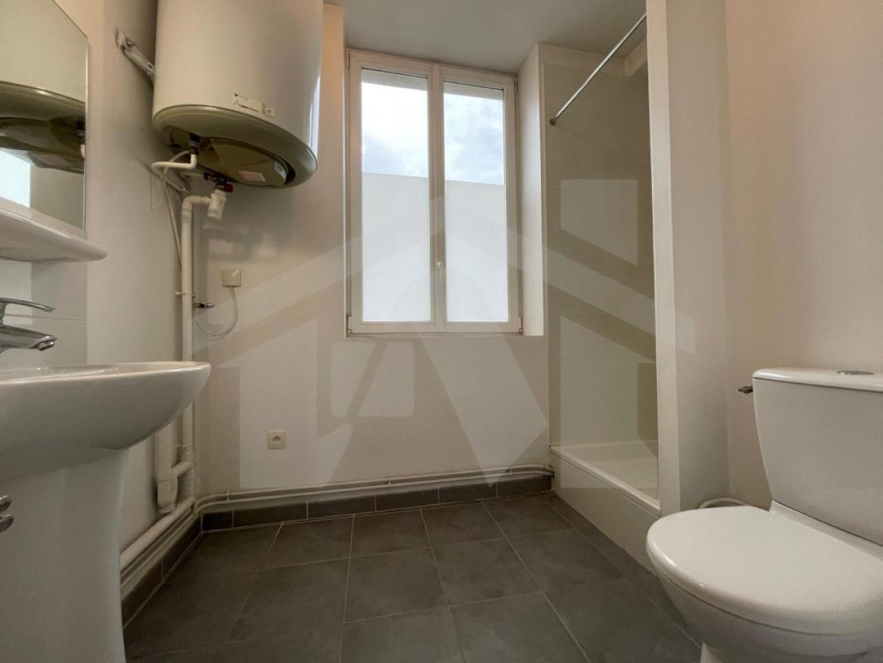 à louer Appartement Saint-martin-d'hères - Photo 5