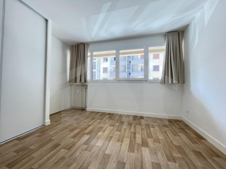vente Appartement Grenoble - Photo 4