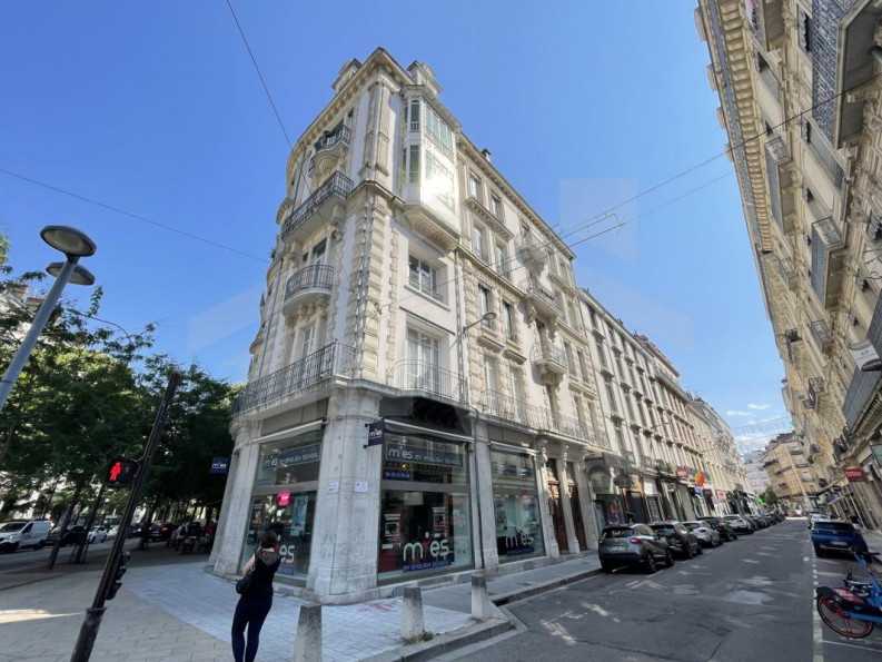 vente Appartement Grenoble - Photo 1