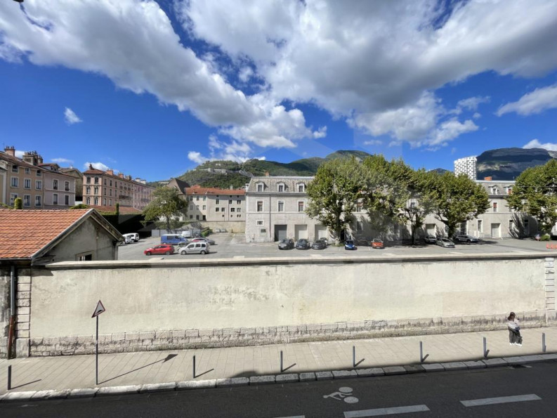 vente Appartement Grenoble - Photo 8