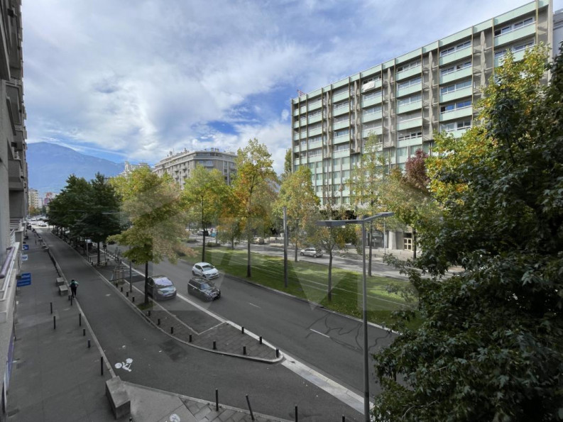 vente Appartement Grenoble - Photo 7