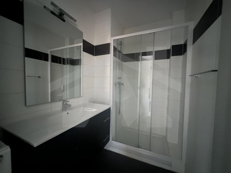 location Appartement Grenoble - Photo 4