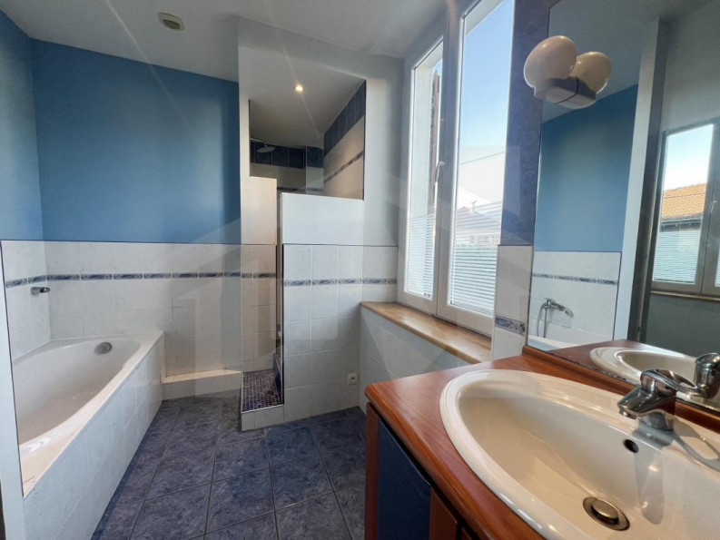 location Appartement Saint-martin-d'hères - Photo 3