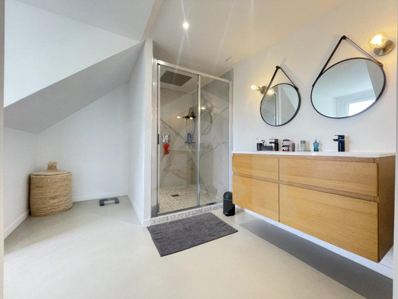 vente Maison Saint-nazaire-les-eymes - Photo 6