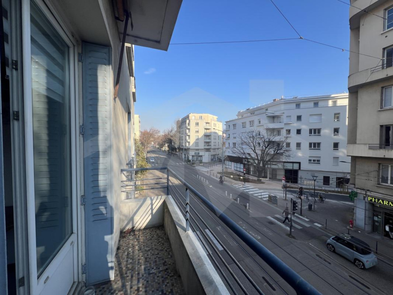 à louer Appartement Grenoble - Photo 2